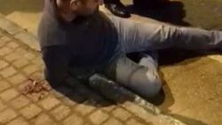 Polise saldırmak isteyen alkollü sürücüye linç girişimi