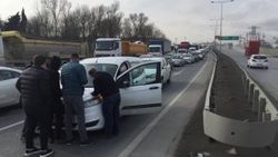 Sultangazi'de kaza sonrası tartışma trafiğe neden oldu