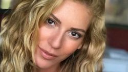 Sinem Kobal'dan Iğdır'a yardım