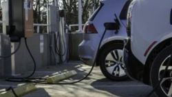 Elektrik şarj istasyonları kuruluyor