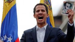 Venezuela'dan Guaido'ya yurt dışı çıkış yasağı