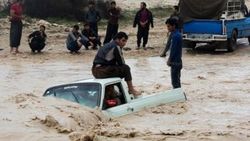 İran’da aşırı yağışla birlikte 116 köyü su bastı