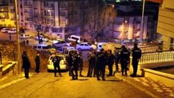 16 yaşındaki kız babasını bıçakladı