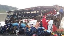 Bolivya’da yolcu otobüsüyle kamyon çarpıştı: 24 ölü