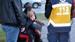 Evden kaçan iki kız, bileklerini keserken bulundu