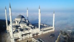 Çamlıca Camisi'nde ilk ezan Regaip Kandili'nde okunacak