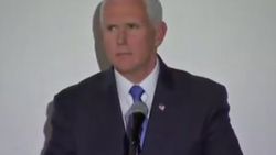 Pence: Dünyadan izole ederiz
