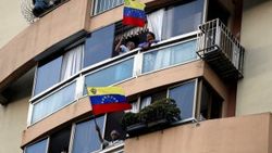 Siyasi kriz yaşanan Venezuela elektriğe kavuştu