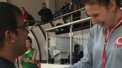 Hakemden hakeme evlilik teklifi