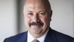 Turkcell Genel Müdürü Kaan Terzioğlu görevinden ayrıldı