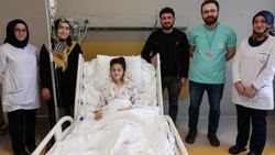 Karnındaki futbol topu büyüklüğünde kitleyi kilo sandılar
