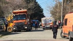Silivri'de 2 kişi define ararken göçük altında kaldı