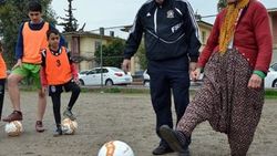 79 yaşındaki nine her sabah antrenmana gidiyor