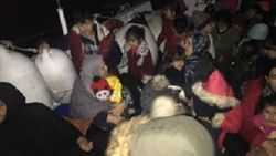 İzmir'de 54 kaçak yakalandı