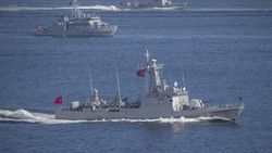 Bahriyeliler'den Çanakkale'ye saygı selamı