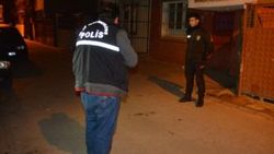 Kavga ettiği ağabeyini bıçakla yaraladı