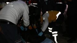 Devrilen traktörün altında kalan yaşlı sürücü öldü