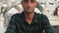 Gürültü ihbarına giden polisi bıçakladılar