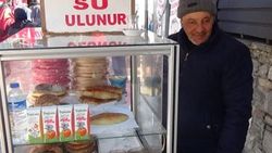 Simitçiye 5 lira verip, 50 liranın üstünü istiyorlar