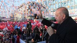 Cumhurbaşkanı Erdoğan: Dövizle oynuyorlar