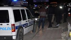 İlk önce nişanlısını sonra kendisini vurdu