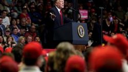 Trump, Meksika sınırını kapatmakla tehdit etti