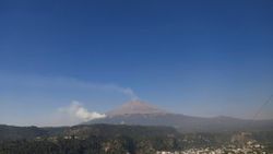 Meksika'daki Popocatepetl Yanardağı'nda patlama