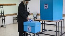 İsrail'deki seçimlerde başa baş sonuçlar