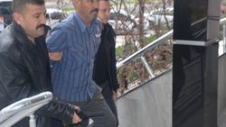 Karısını öldürdü, suçu 19 yaşındaki oğluna attı