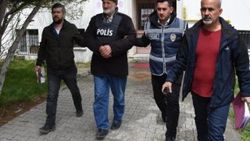 2 komşusunu öldüren adam tutuklandı