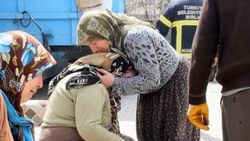 Mazotla sobayı tutuşturmak isterken evi yaktı: 2 yaralı