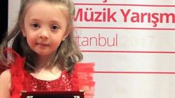 3 yaşında çalmaya başladığı piyanoyla 4 yaşında ödül aldı