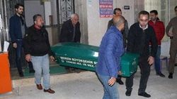 Anne ile kızı, birlikte yaşadıkları evde ölü bulundu
