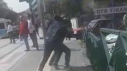 Adliye önünde kan aktı, o anlar kameralara yansıdı