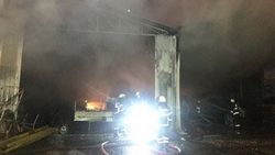 Kocaeli’de belediyeye ait depoda yangın