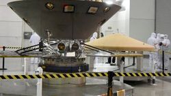 MRO uydusu, Mars'taki oyukları görüntüledi