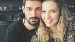 İdo Tatlıses ve Yasemin'den aile pozu