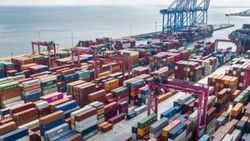 Türkiye'nin dış ticaret açığı azaldı