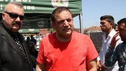 Sanatçı Dilber Ay’ın cenazesi evine getirildi