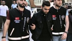 Anne ve babasını öldüren şahıs tutuklandı
