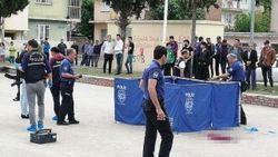 Evlenme teklifini kabul etmeyen kadını öldürdü