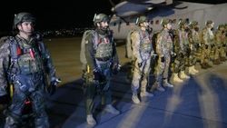 Yarasa Komandolar gece atlayışı gerçekleştirdi