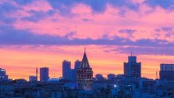 İstanbul'da gün doğumu manzaraları