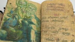 Diyarbakır'da 1400 yıllık kitabı satmaya kalkanlar yakalandı