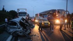 Anadolu otoyolunda zincirleme kaza: 1 ölü, 2 yaralı