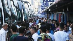 Otobüs biletleri aylar öncesinden tükendi