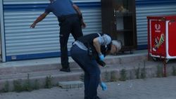 Adana'da karısına araçla çarpıp tabancayla vurdu