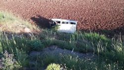 Sivas'ta minibüs şarampole devrildi: 16 yaralı