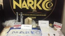 Afgan ve İran uyruklu uyuşturucu satıcıları yakalandı
