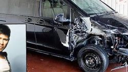 Berksan trafik kazası geçirdi